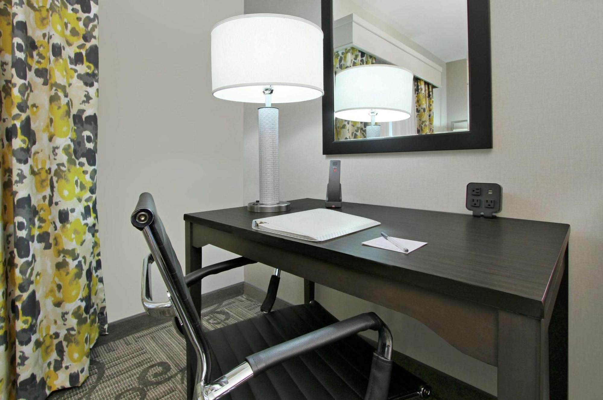 Hampton Inn & Suites Columbus/University Area Kültér fotó