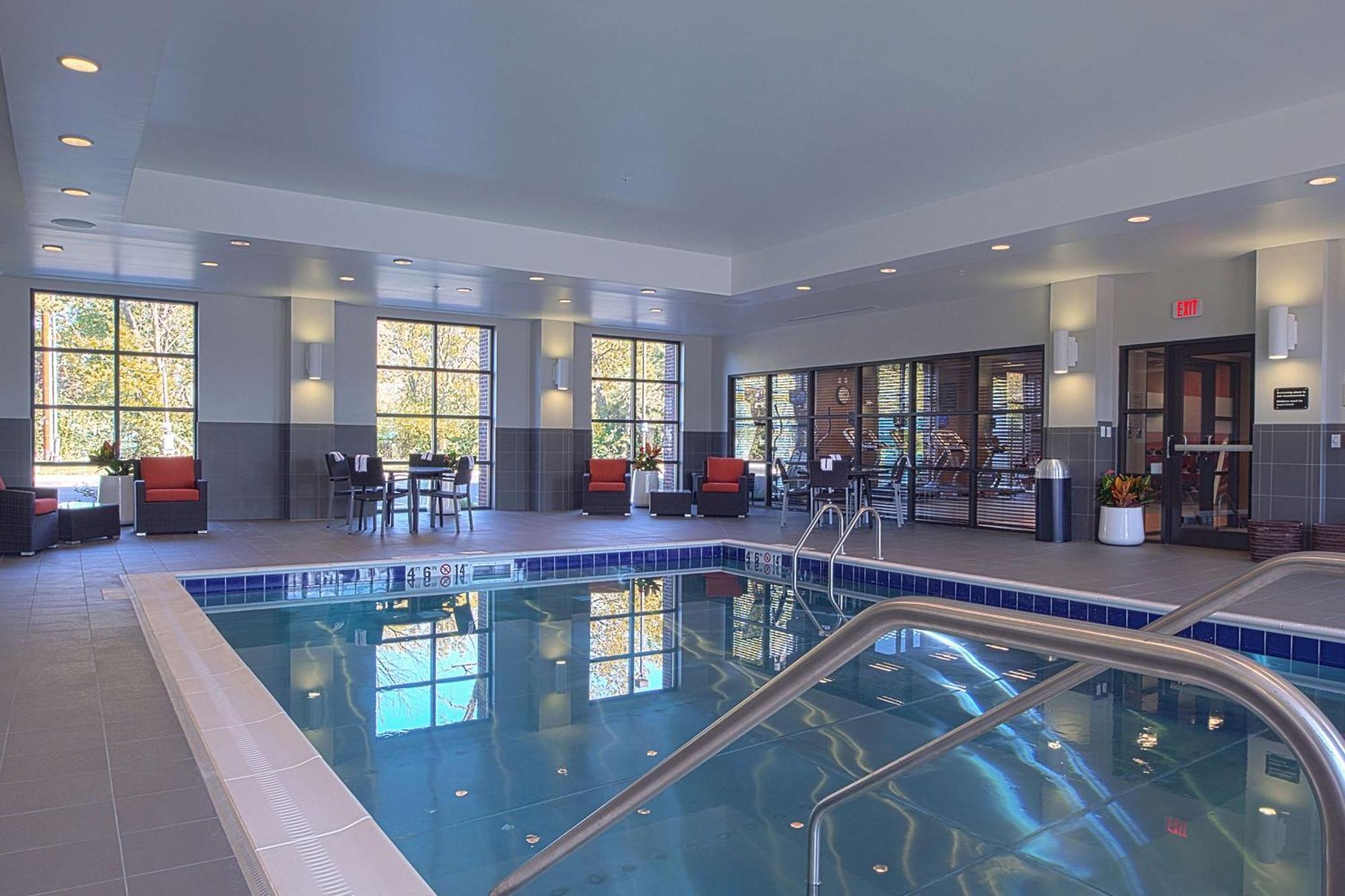 Hampton Inn & Suites Columbus/University Area Kültér fotó