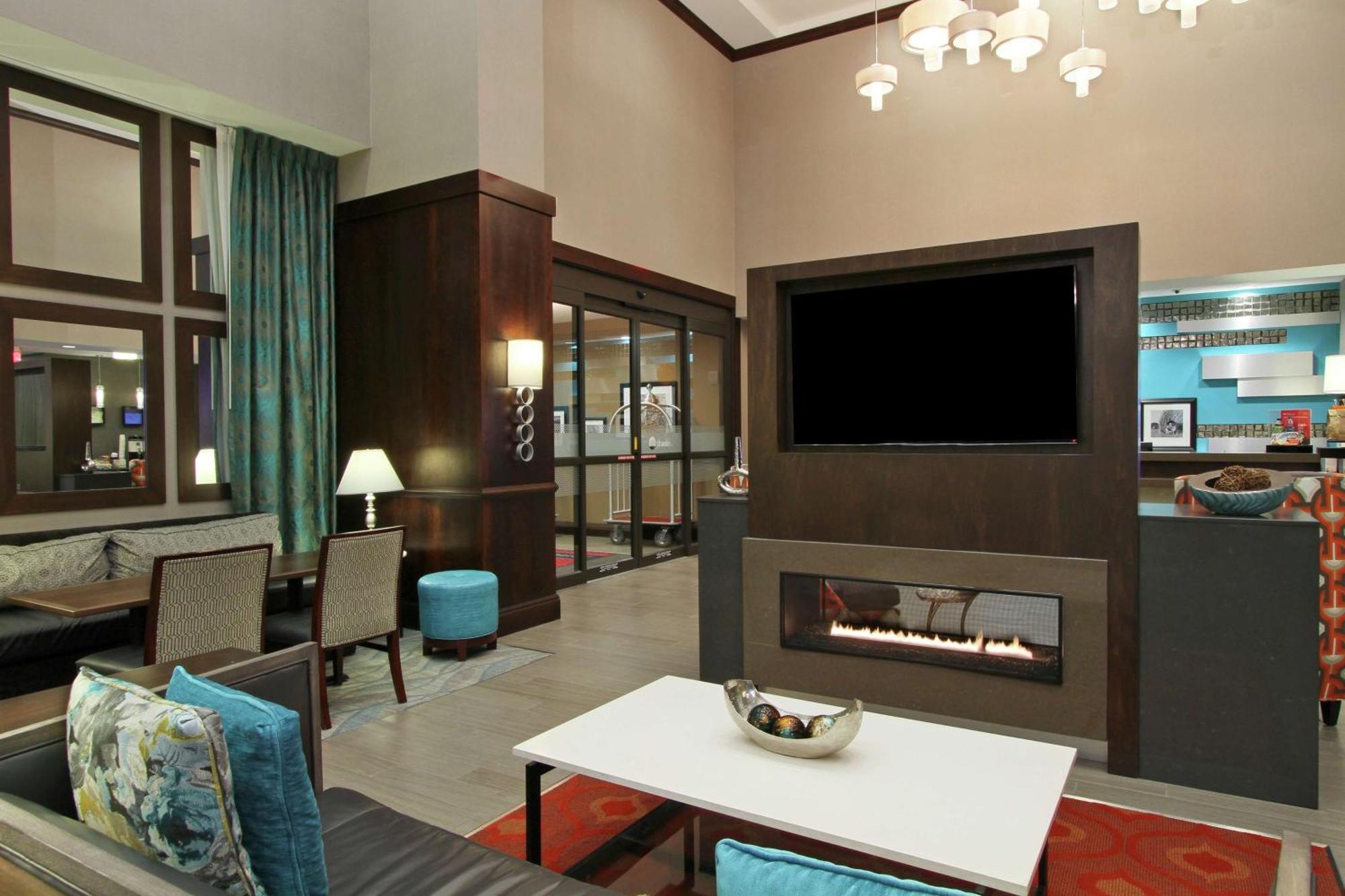 Hampton Inn & Suites Columbus/University Area Kültér fotó